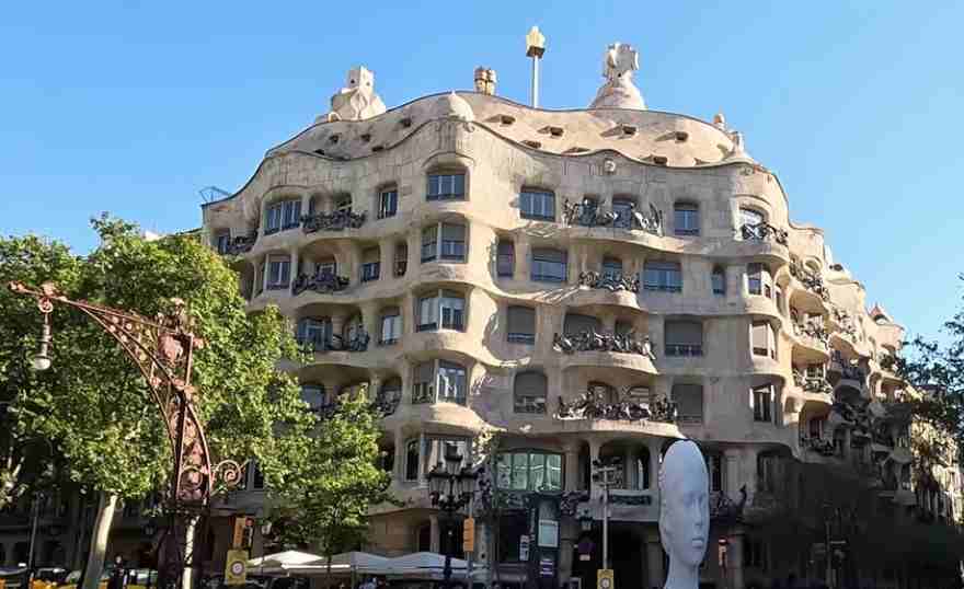 Casa Milà