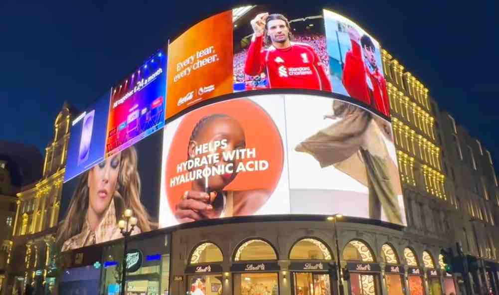 Piccadilly Circus